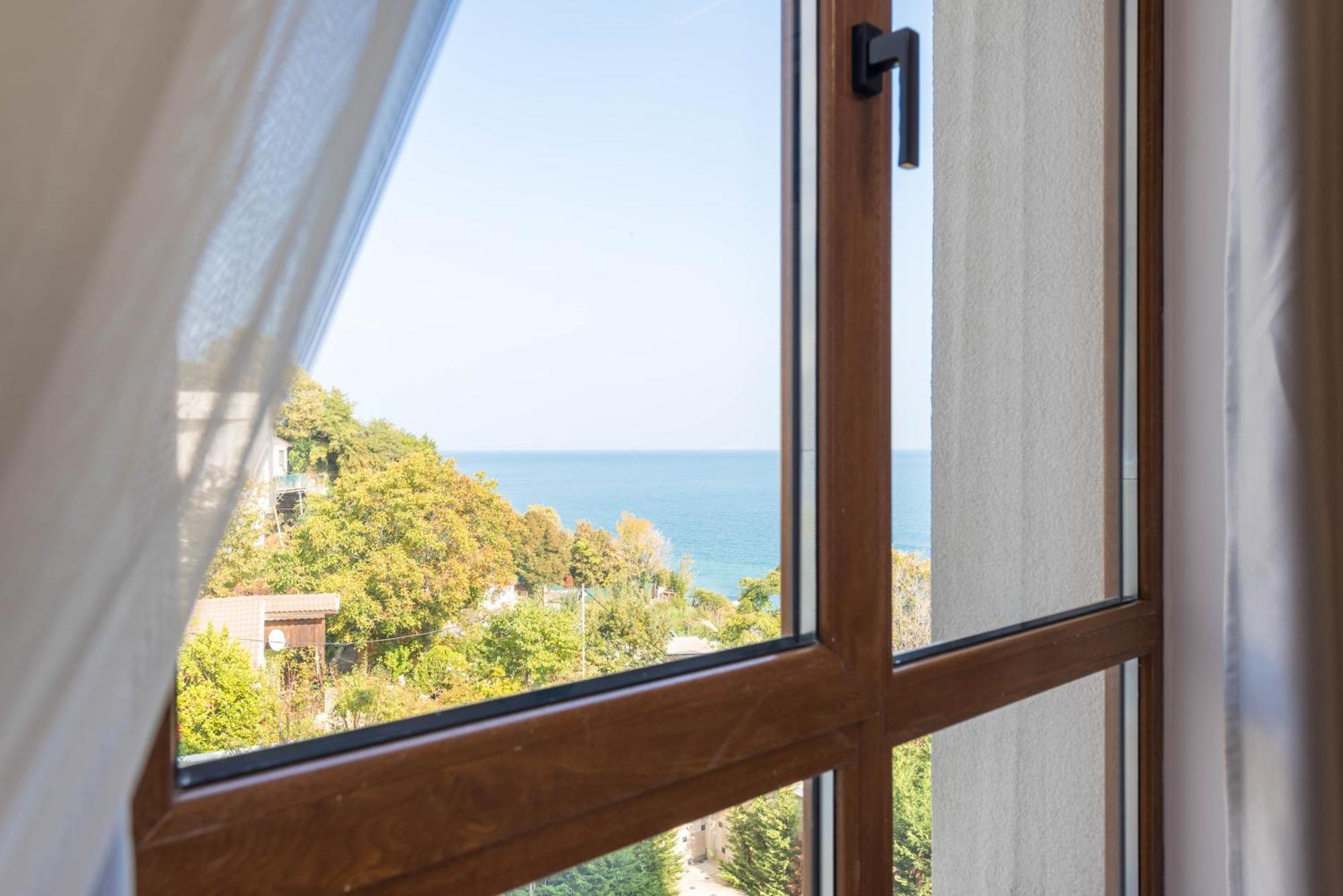 Luxurious And Panoramic Apartments At The Beach In La Mer Complex Golden Sands Bagian luar foto
